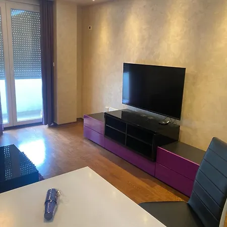 Apartament Sajam Nest Nowy Sad