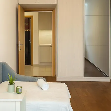 Apartament Sajam Nest *