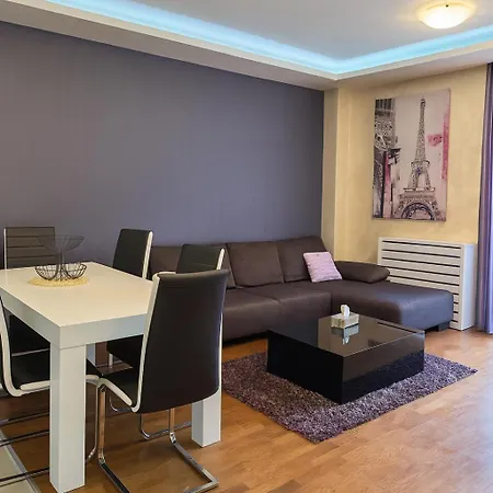 Apartament Sajam Nest